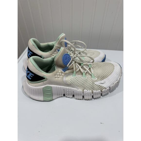 2023 Nike Free Metcon 4 Women's White Mint Blue CZ0596-100 Size 9.5, Vietnam - Picture 1 of 8